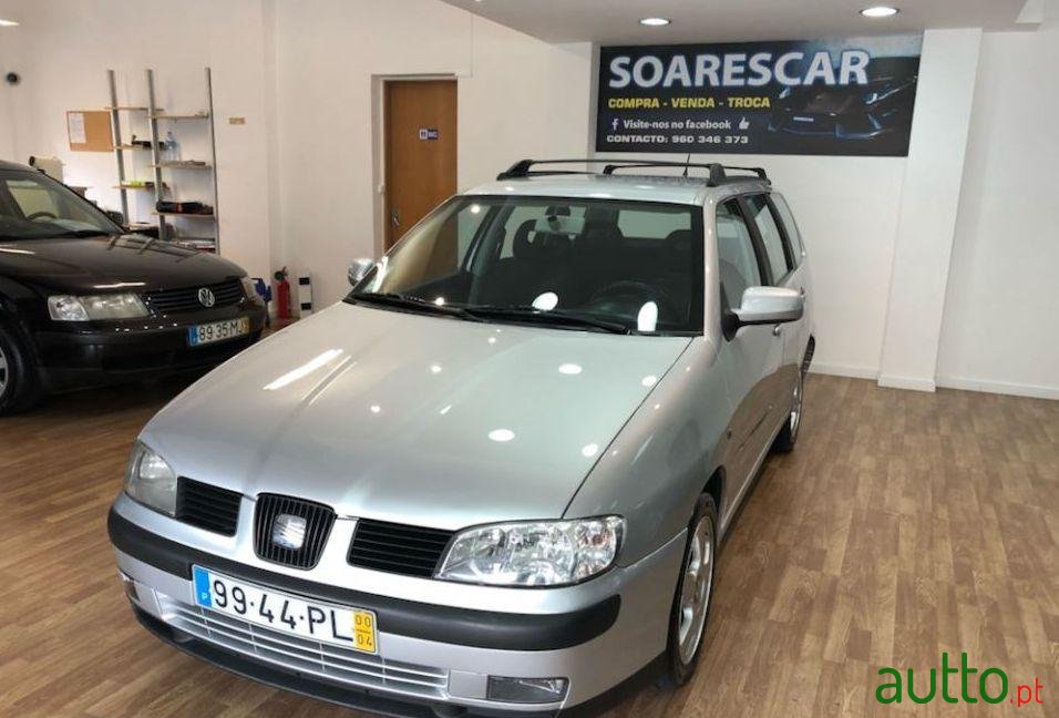 2000' SEAT Cordoba-Vario 1.6 Sr photo #1