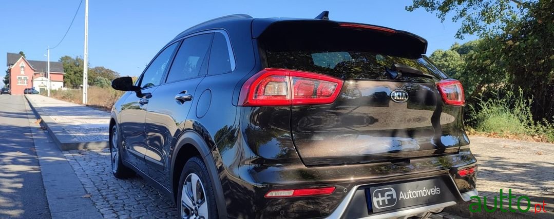 2018' Kia Niro photo #1