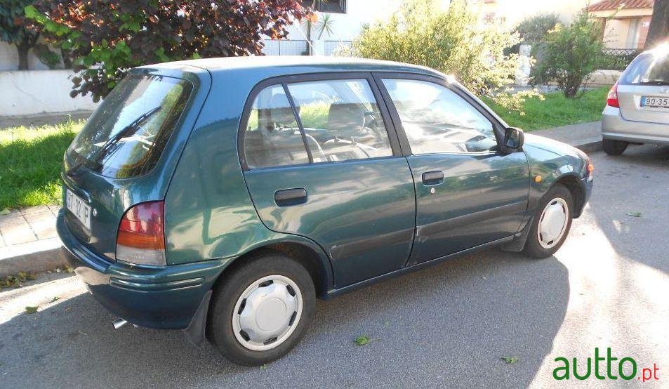 1997' Toyota Starlet photo #4