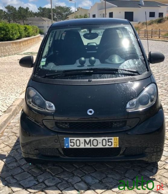 2011' Smart Fortwo photo #2