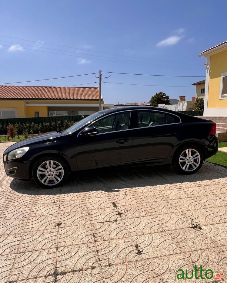 2012' Volvo S60 photo #3