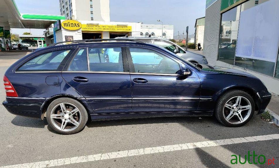 2001' Mercedes-Benz C-220 Cdi Avantgarde photo #4