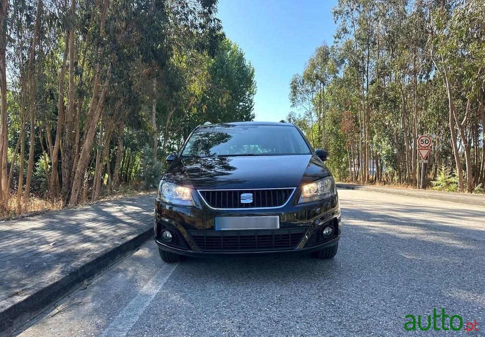 2015' SEAT Alhambra photo #2