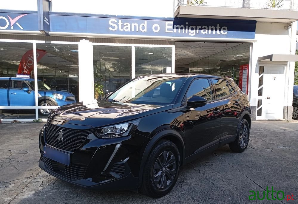 2022' Peugeot 2008 photo #1