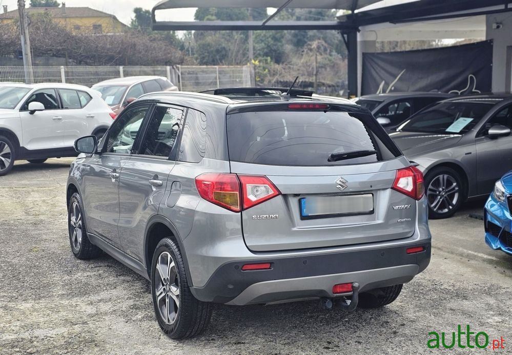 2016' Suzuki Vitara photo #5
