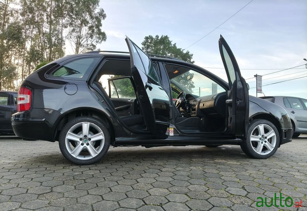 2007' Skoda Fabia Break photo #5