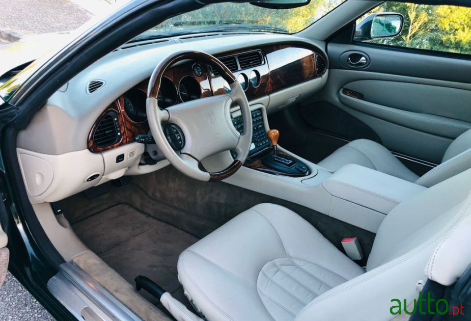 1998' Jaguar XK photo #6