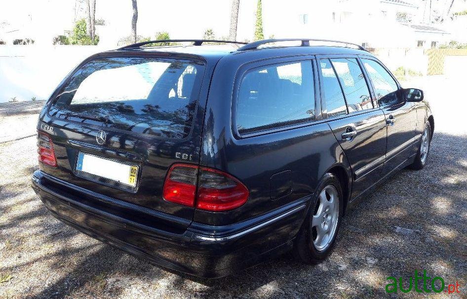 2000' Mercedes-Benz E-270 photo #1