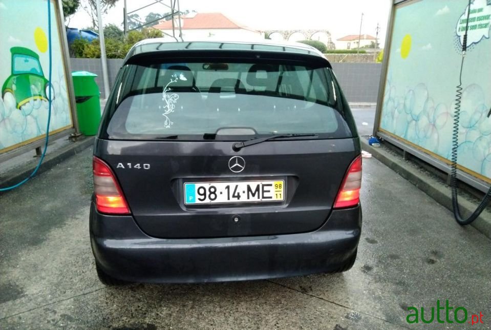 1998' Mercedes-Benz A-140 photo #2