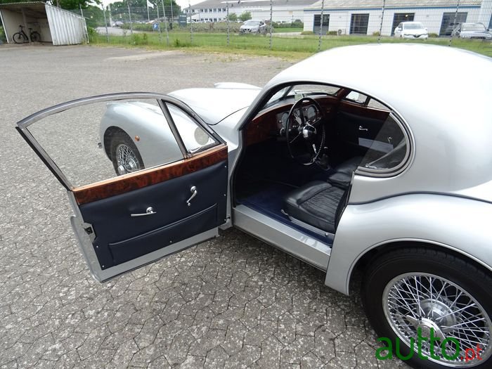 1970' Jaguar XK photo #2