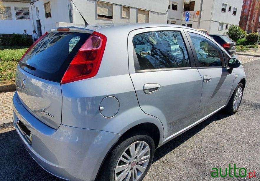 2008' Fiat Grande Punto photo #4