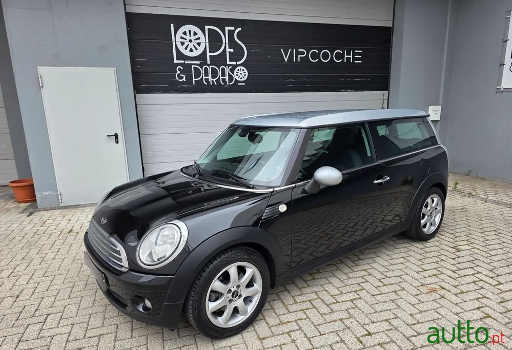2009' MINI Clubman Cooper photo #3