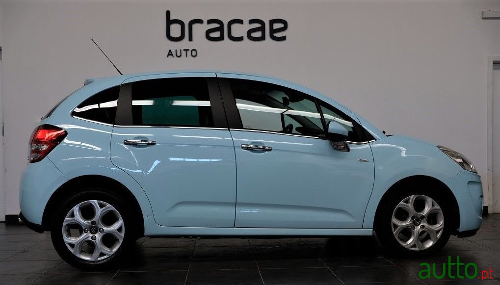 2011' Citroen C3 photo #3