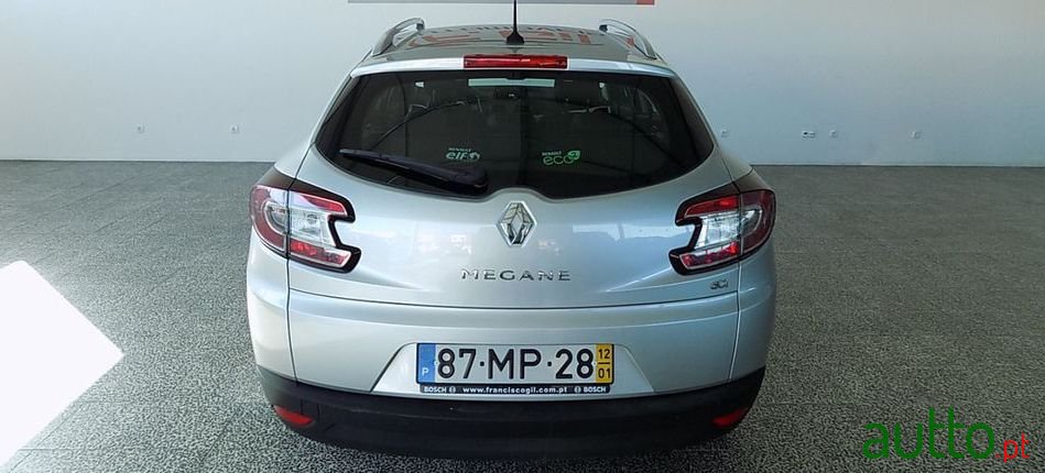 2012' Renault Megane Sport Tourer photo #1
