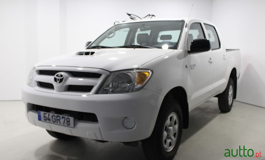 2008' Toyota Hilux photo #3