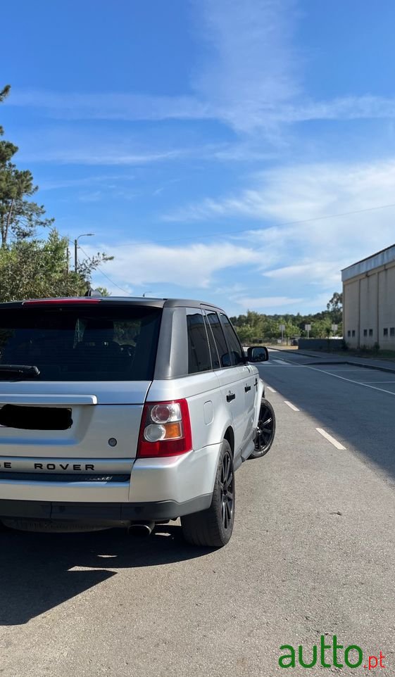 2009' Land Rover Range Rover Sport photo #2