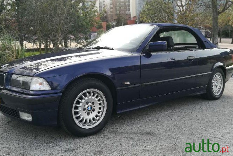 1995' BMW 318 318I photo #4