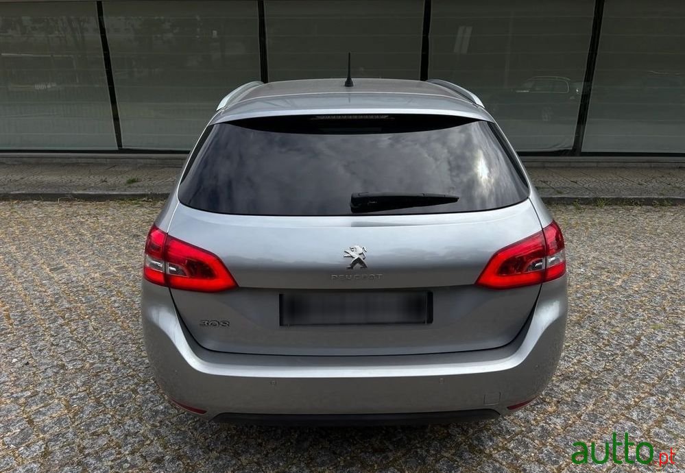 2018' Peugeot 308 Sw photo #5