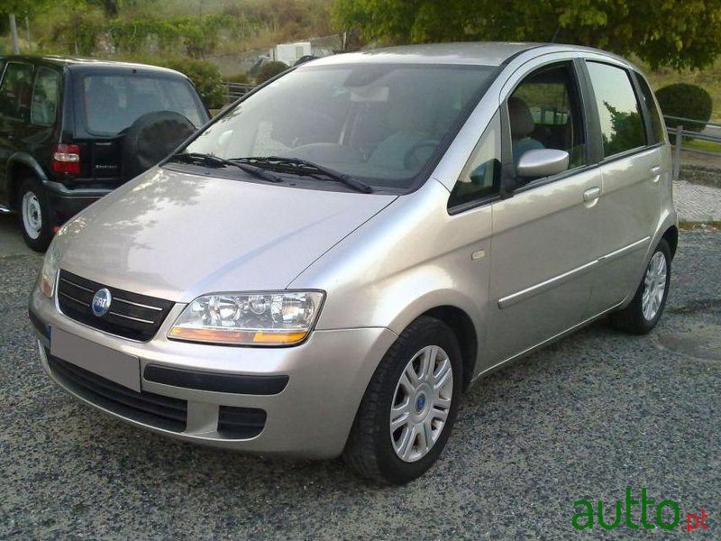 2004' Fiat Idea 1.3 M.Jet photo #1