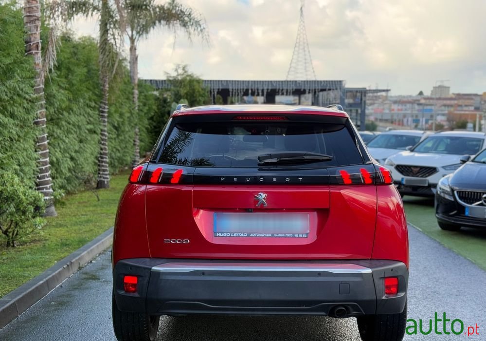 2020' Peugeot 2008 Puretech photo #5