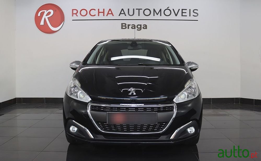 2017' Peugeot 208 1.2 Puretech Active photo #2