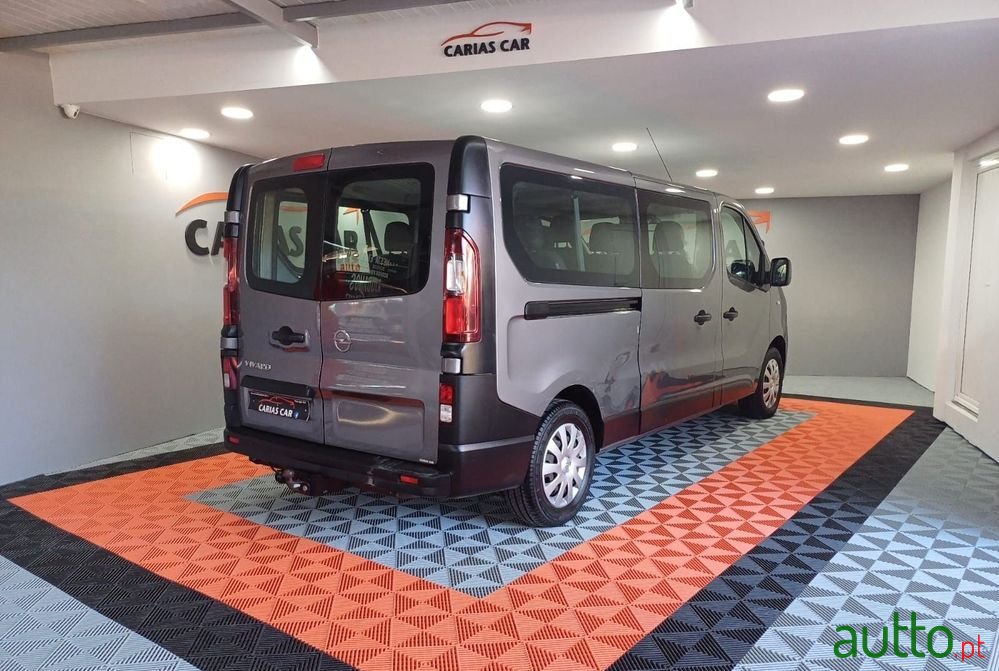 2019' Opel Vivaro photo #5