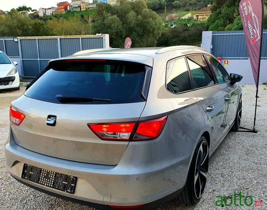 2014' SEAT Leon St photo #5