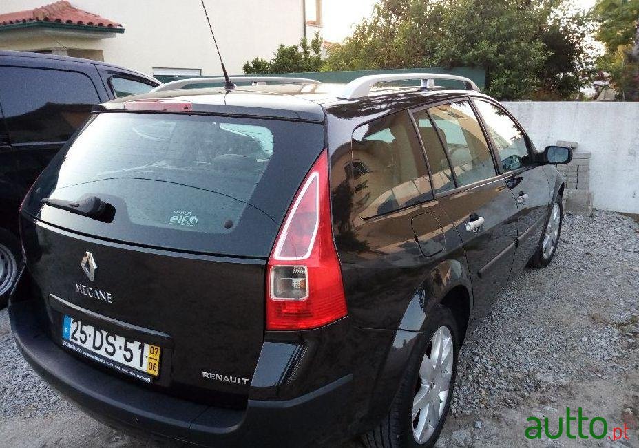 2007' Renault Megane Break photo #1