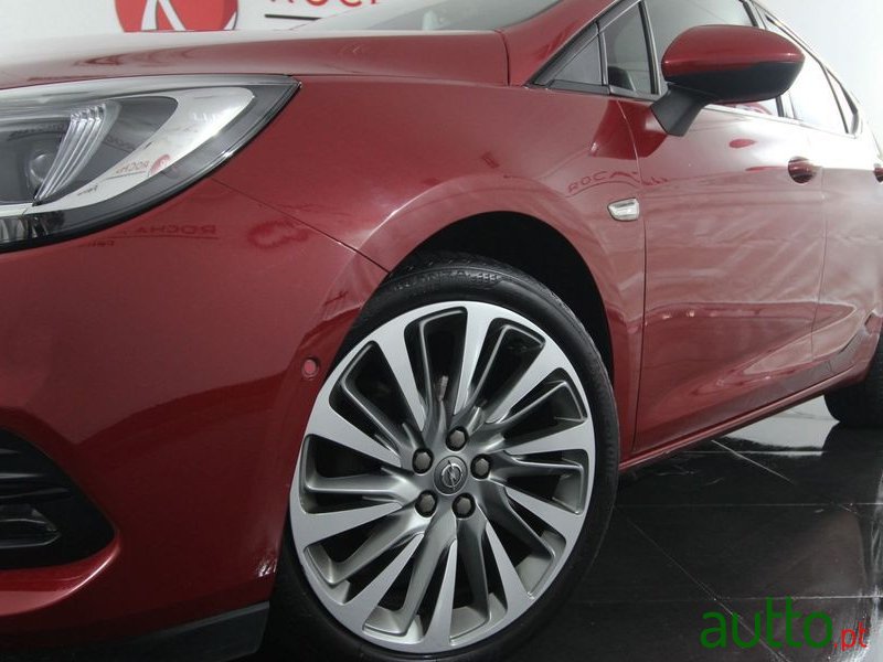 2019' Opel Astra 1.2 T Ultimate S/S photo #6
