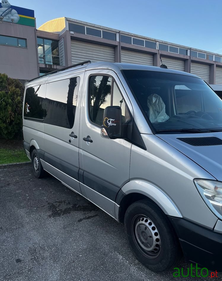 2010' Mercedes-Benz Sprinter photo #2