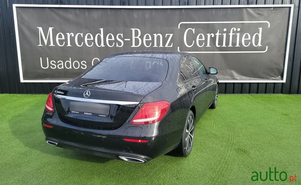 2019' Mercedes-Benz E 300 De Amg Line photo #5