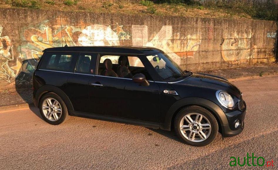 2011' MINI Clubman photo #1