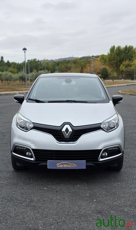 2017' Renault Captur photo #2