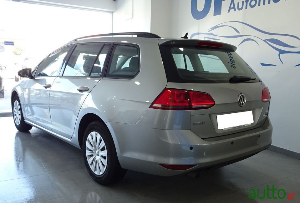 2015' Volkswagen Golf Variant photo #4