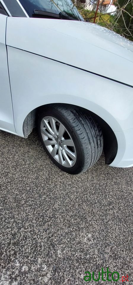 2014' Audi A1 Sportback photo #4