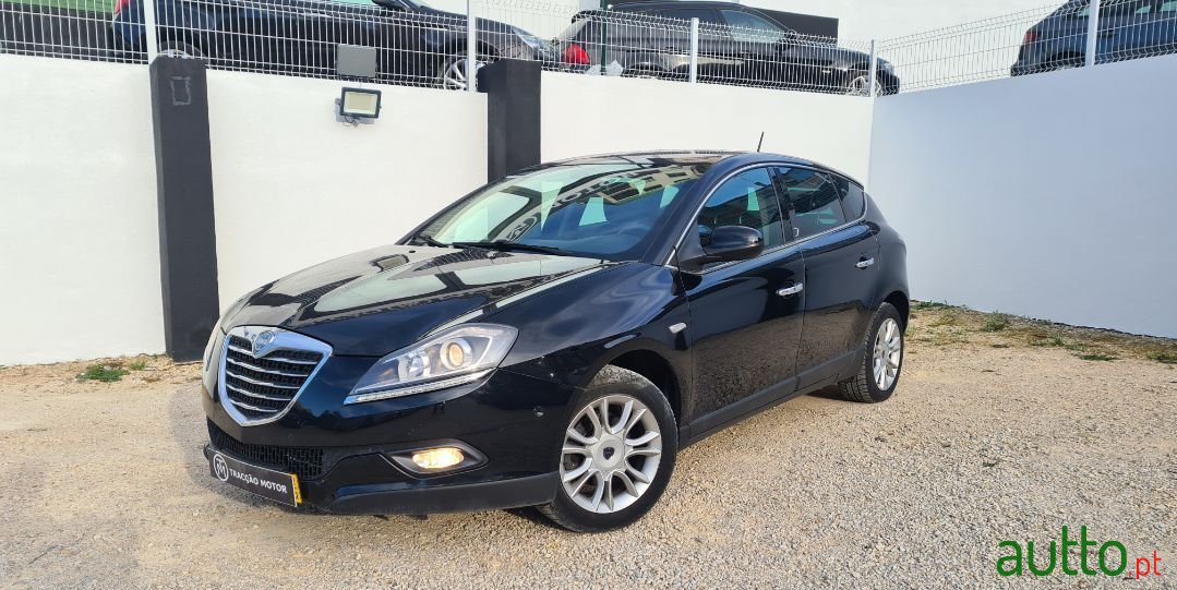 2012' Lancia Delta photo #1