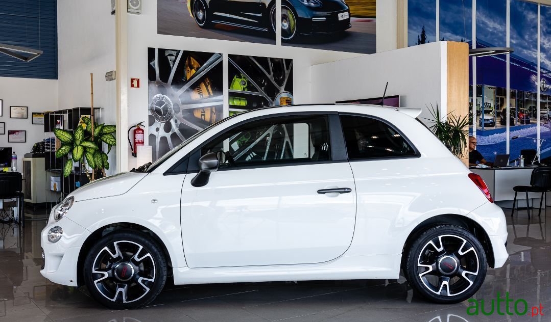 2019' Fiat 500 photo #2