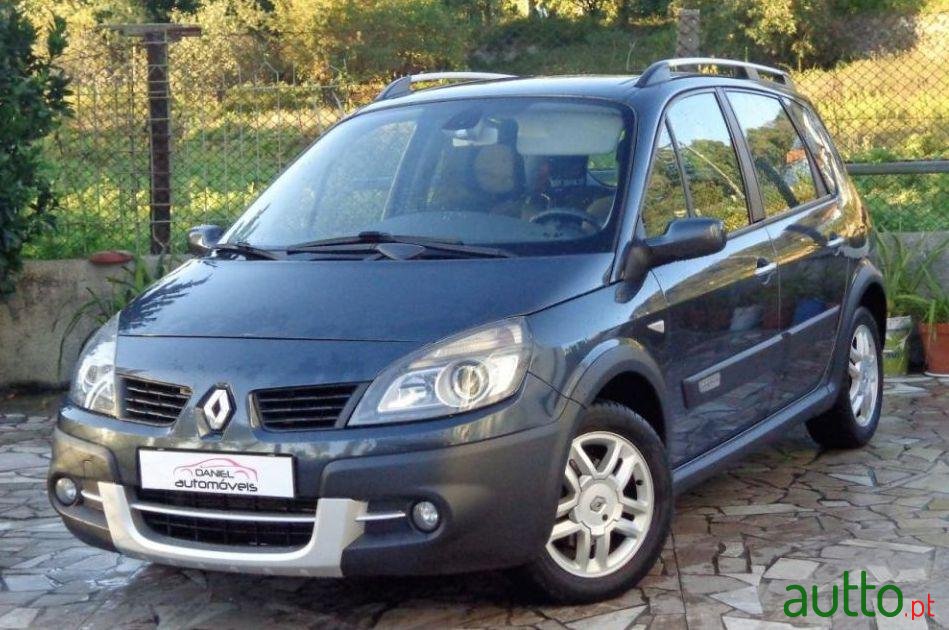2008' Renault Scenic 1.5 Dci Conquest photo #2