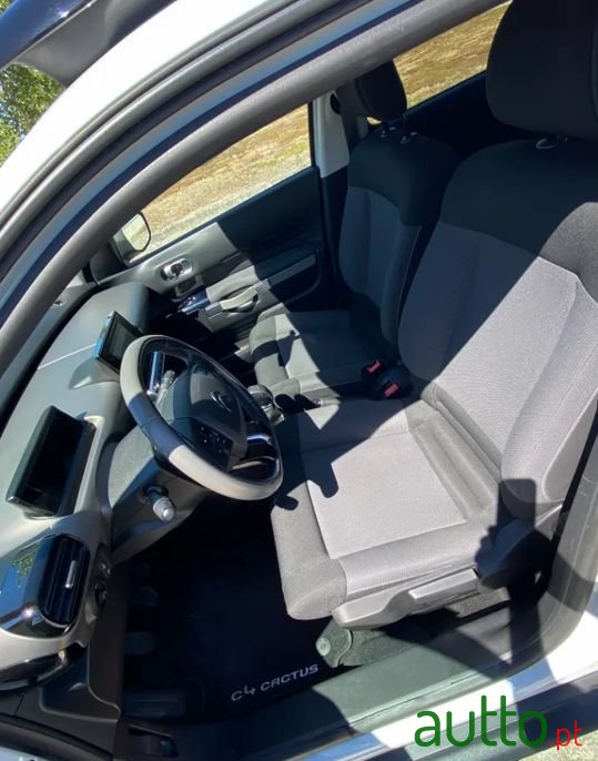 2015' Citroen C4 Cactus photo #6