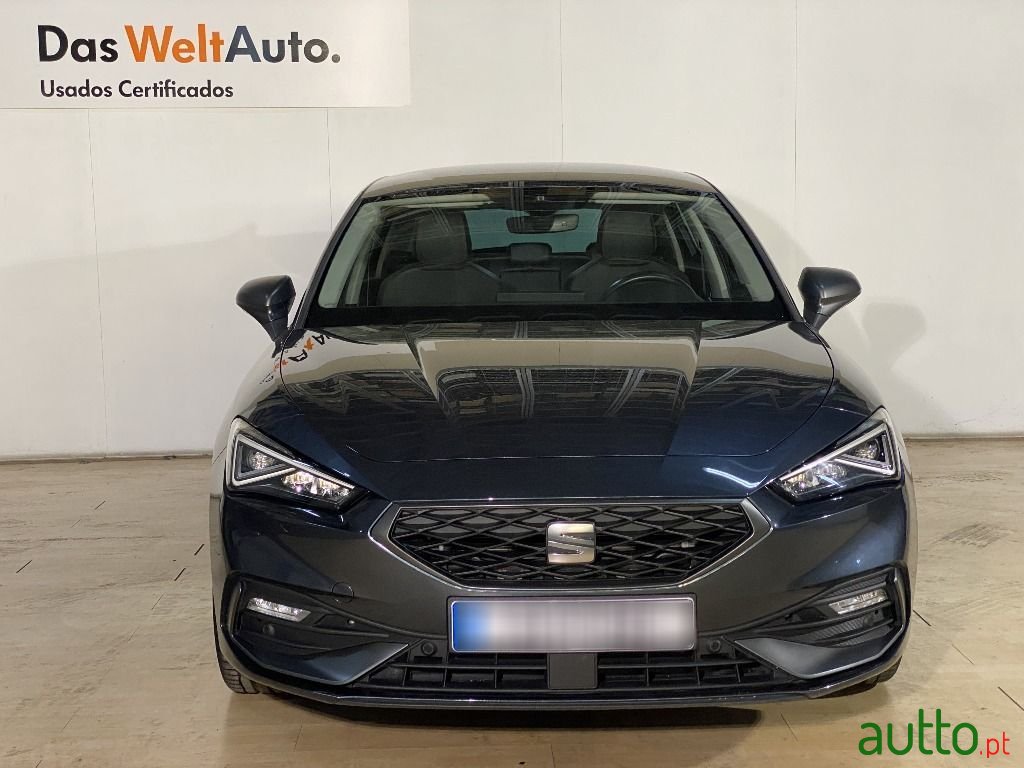 2021' SEAT Leon photo #5
