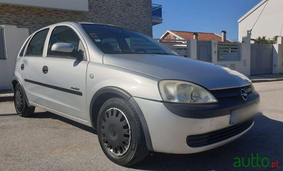 2002' Opel Corsa photo #2