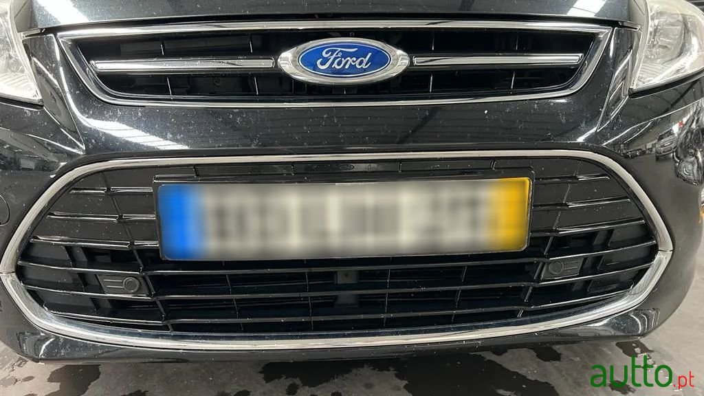 2011' Ford Mondeo photo #1