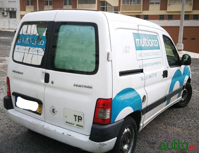 2008' Peugeot Partner photo #3