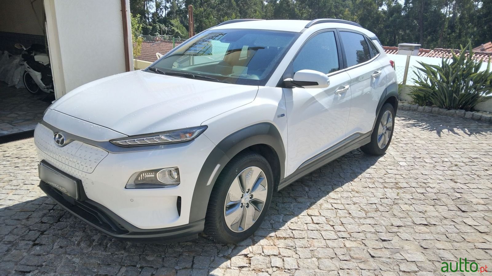 2021' Hyundai Kauai photo #1