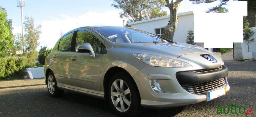 2008' Peugeot 308 1.6 Hdi Executive photo #1