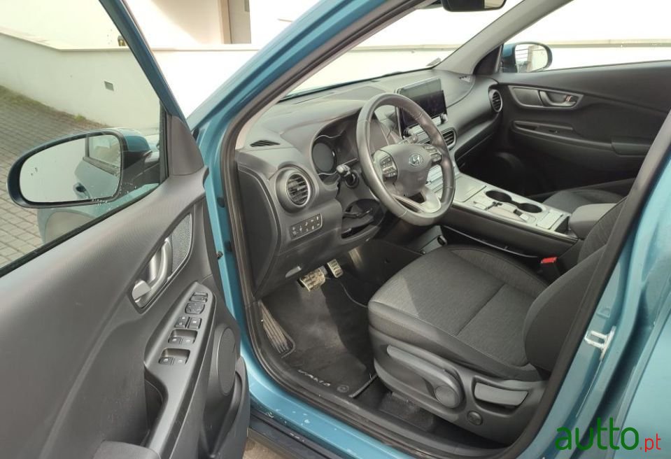 2020' Hyundai Kauai photo #5