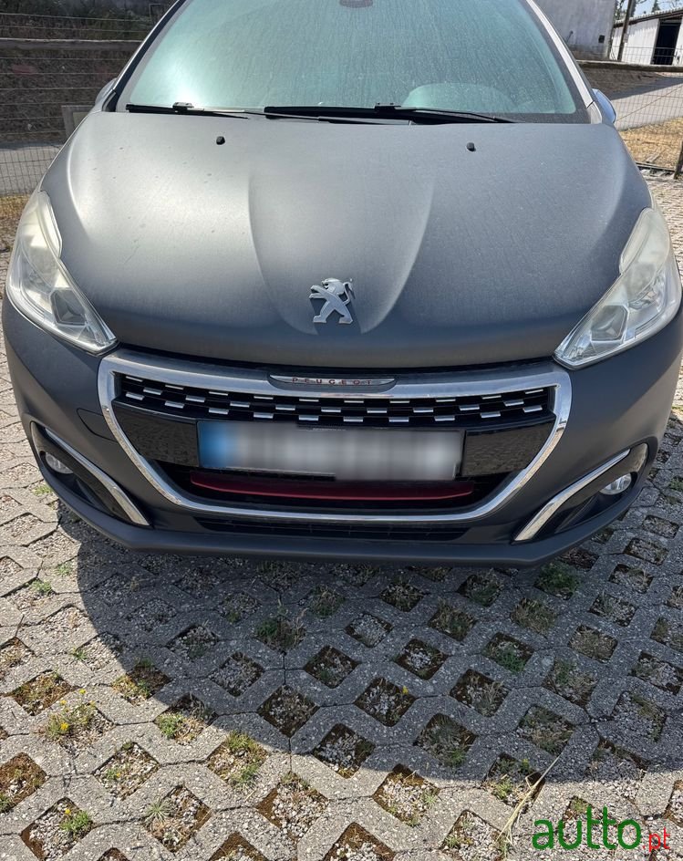 2018' Peugeot 208 photo #1