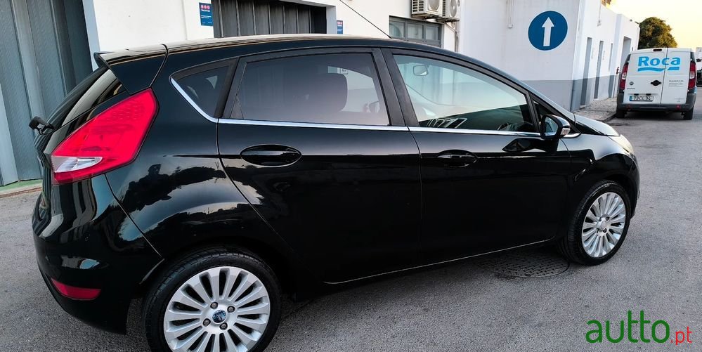 2009' Ford Fiesta 1.25 Titanium photo #4