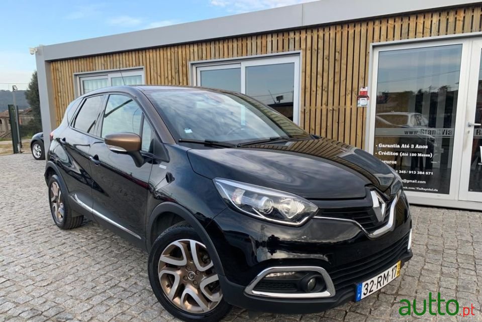 2016' Renault Captur photo #2