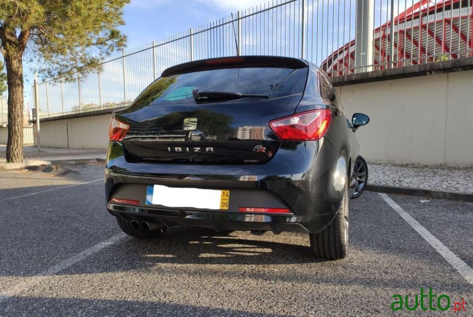 2014' SEAT Ibiza photo #4